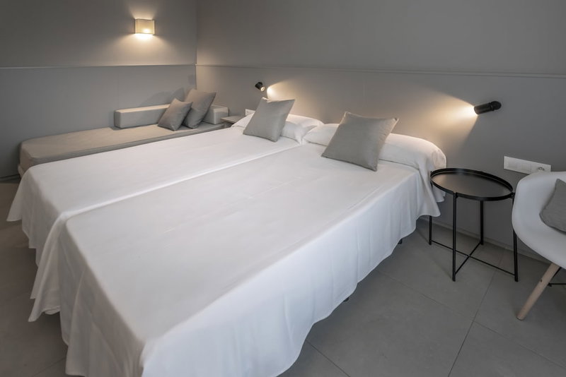 Hotel GHT Sa Riera, Tossa de Mar, Spain