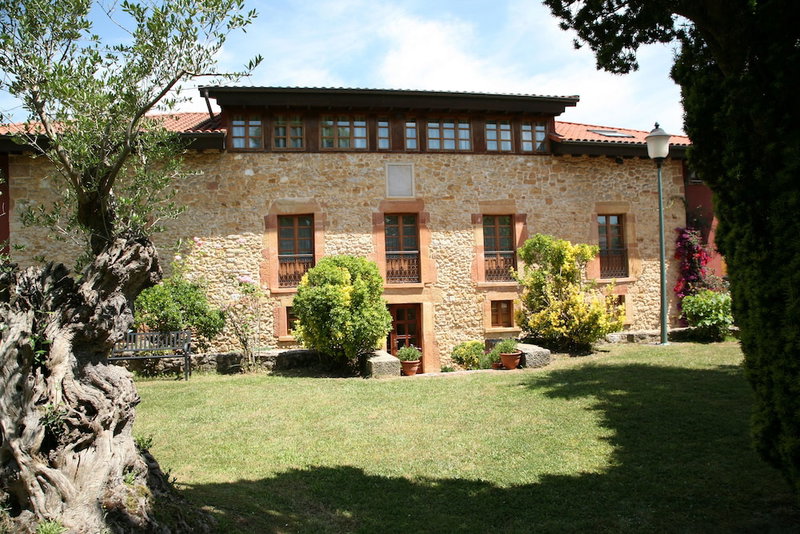 Palacio de la Viñona, Oviedo, Spain