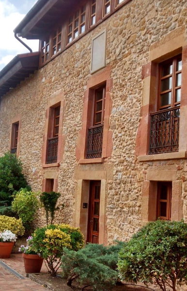 Palacio de la Viñona, Oviedo, Spain