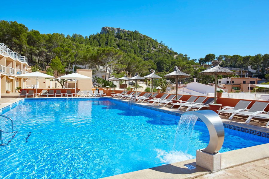 Universal Aparthotel Don Camilo, Sant Elm, España