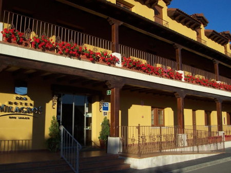 Hotel Milagros Rio Riaza, Milagros, Spain