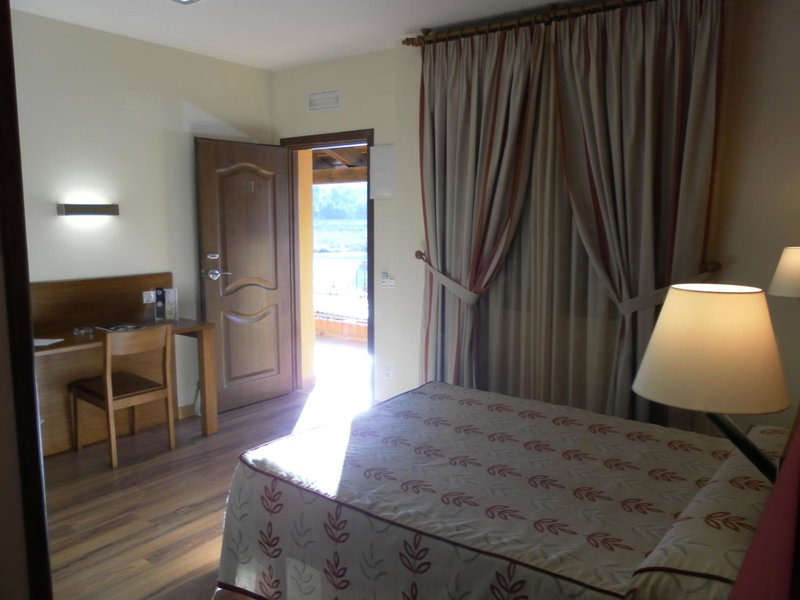 Hotel Milagros Rio Riaza, Milagros, Spain
