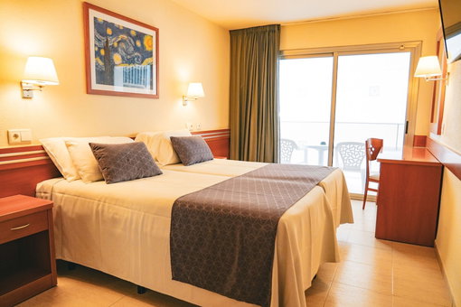 htop Pineda Palace & SPA - Adults Only, Pineda de Mar, Spain