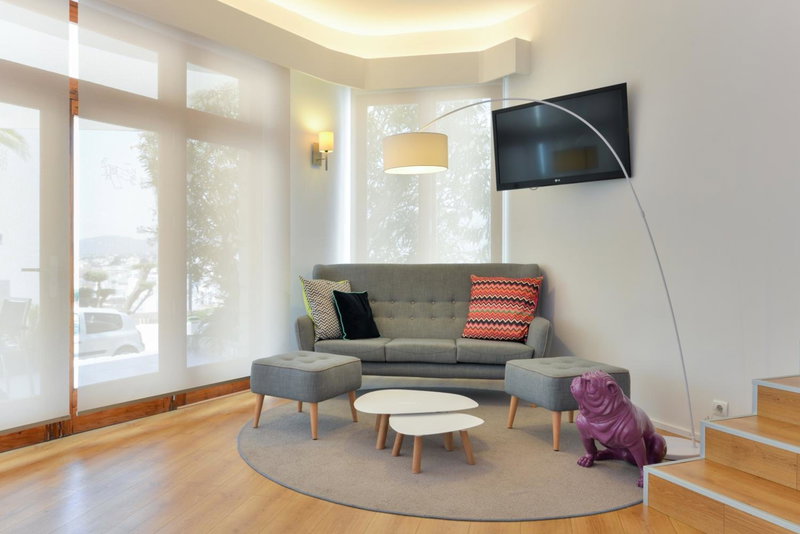 Hotel Cenit & Apts Sol y Viento, Ibiza Town, Испания