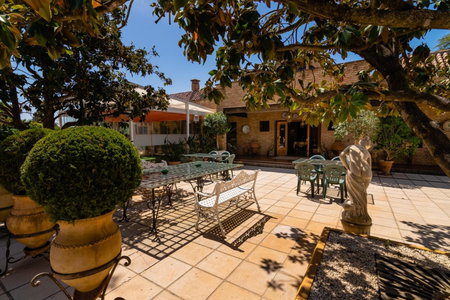 Hotel Riad Arruzafa, Córdoba, Spain