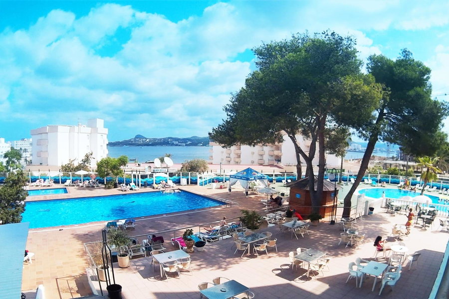 Apartamentos Vibra Riviera, San Antonio Bay, Spain