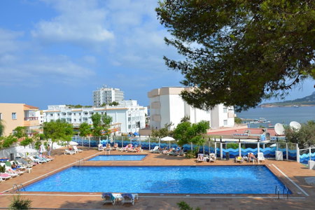 Apartamentos Vibra Riviera, San Antonio Bay, Spain