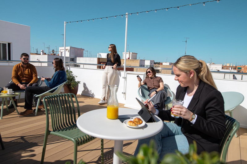 Aila II Hotel Boutique by SingularStays - Digital Access, Burjasot, Spain