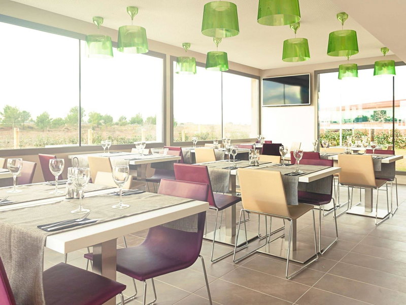 Hotel Ibis Styles Lleida Torrefarrera, Lleida, Spain