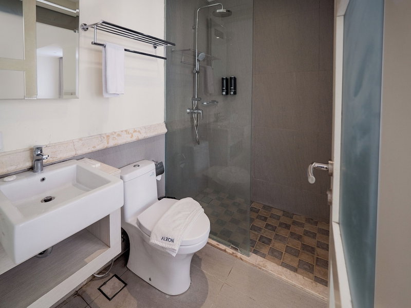 Alron Hotel Kuta Powered by Archipelago, Kuta, Indonesien