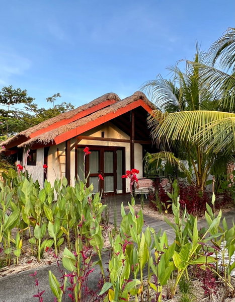 Burudika Bungalows - Villas, Sauna & Bath House, Selong Belanak, Indonesia