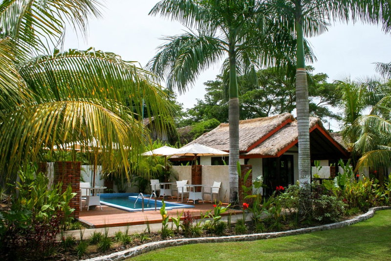 Burudika Bungalows - Villas, Sauna & Bath House, Selong Belanak, Indonesia