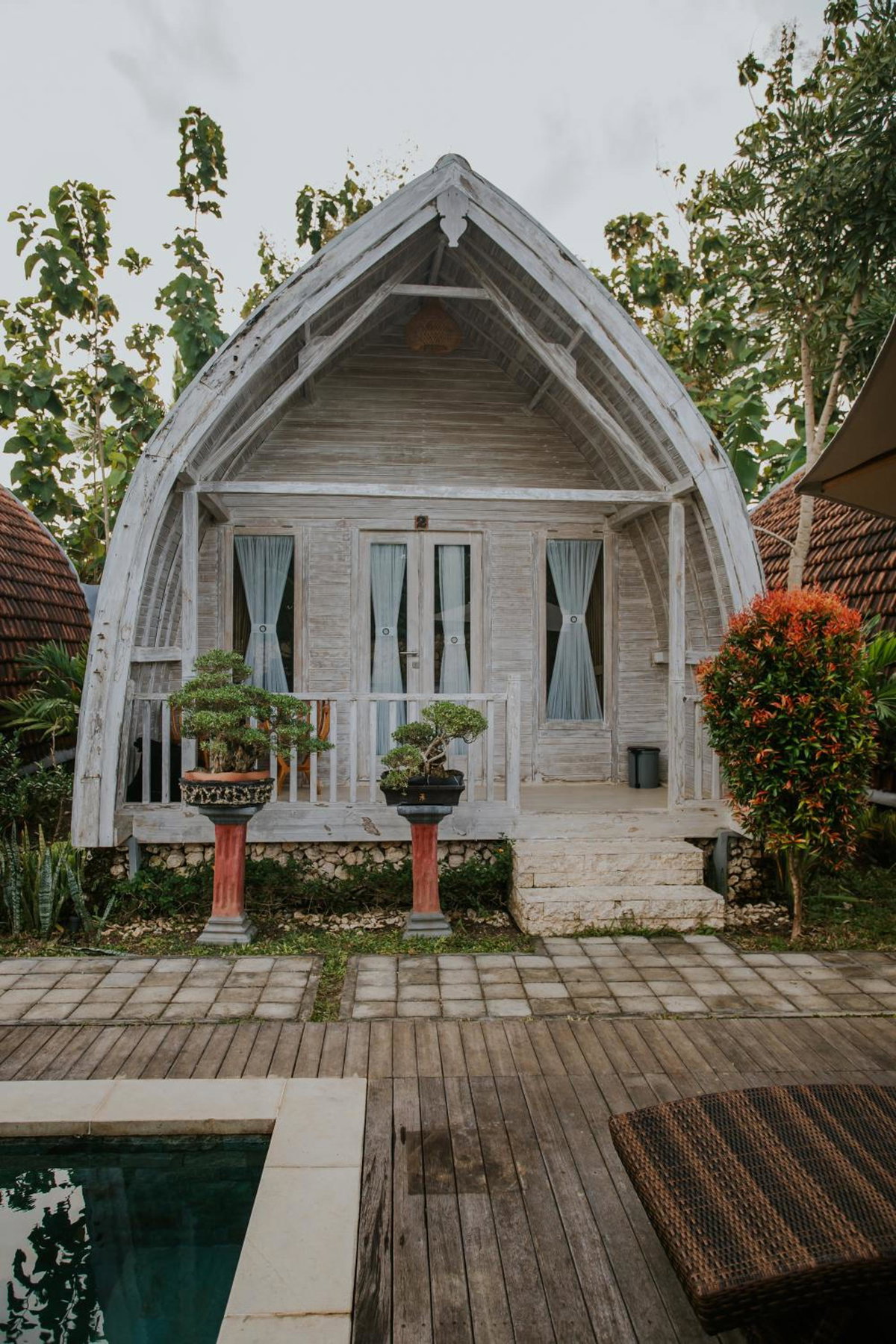 Wage cottage, Indonésie