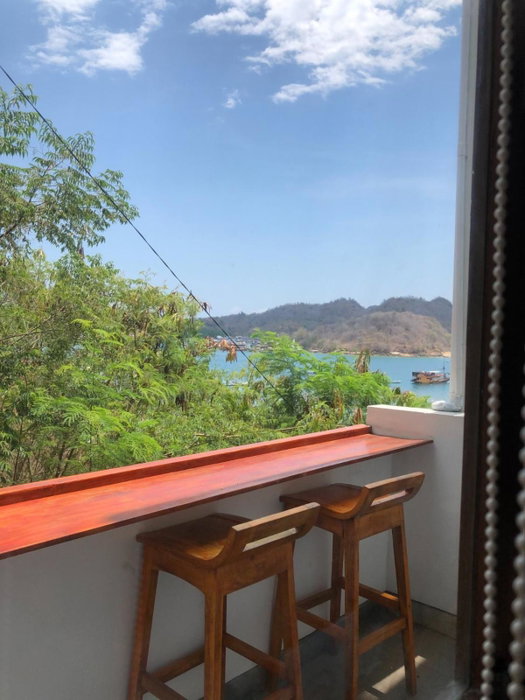 Escape Bajo, Labuan Bajo, Индонезия
