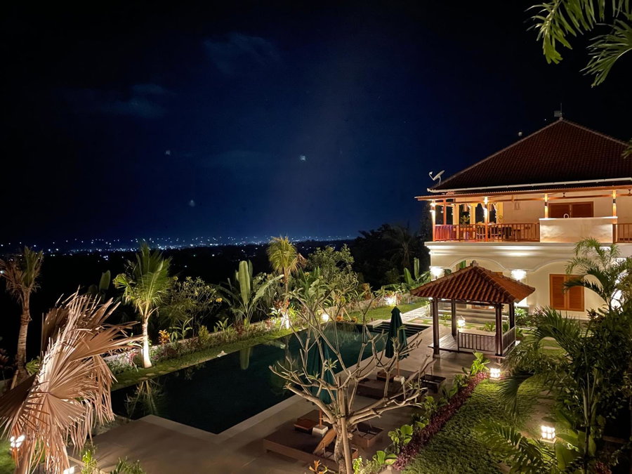 Villa Mata Hari, Panji, Indonesia