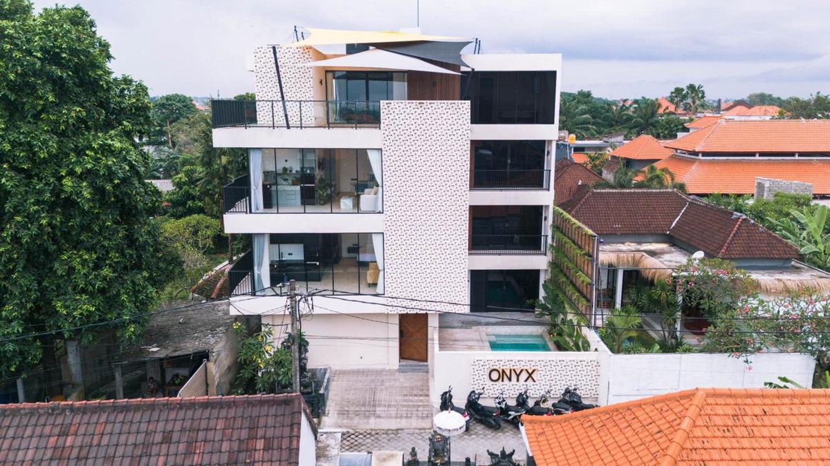 Onyx Beach Hotel, Indonesien