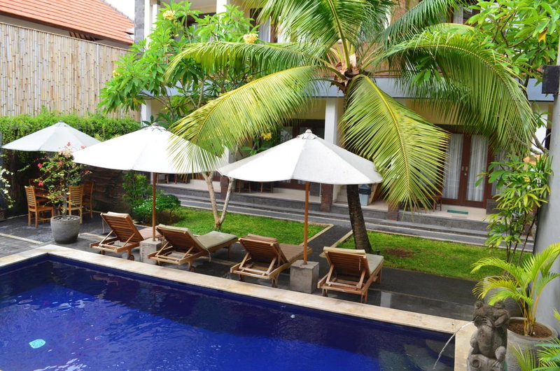 Dabumito Guest House, Canggu, Indonesia