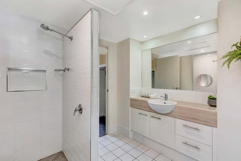 Ramada Encore by Wyndham Whale Cove, Hervey Bay, Australia