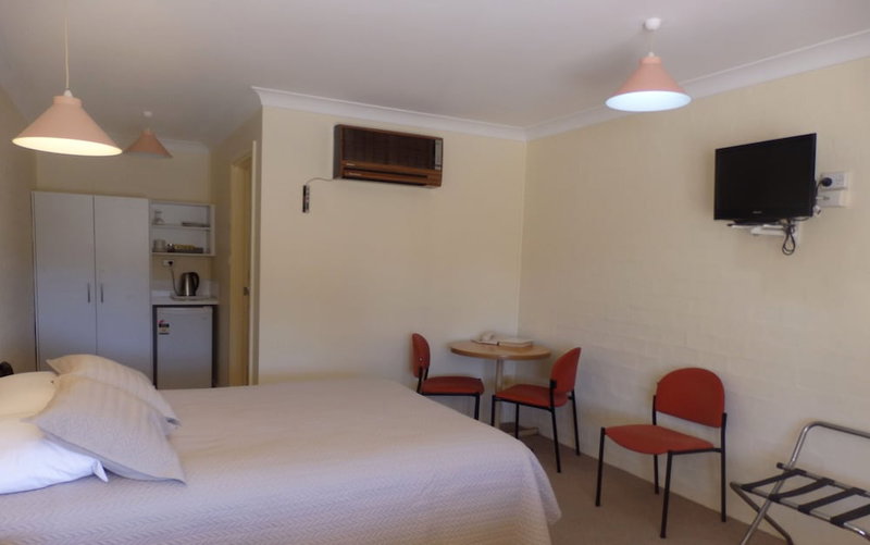 Motel Royal Tara, Binalong, Australia