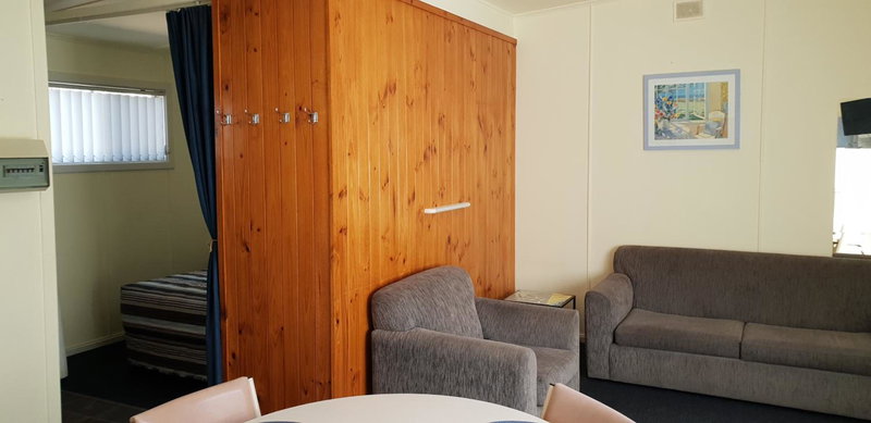 Modra's Apartments, Tumby Bay, Australia