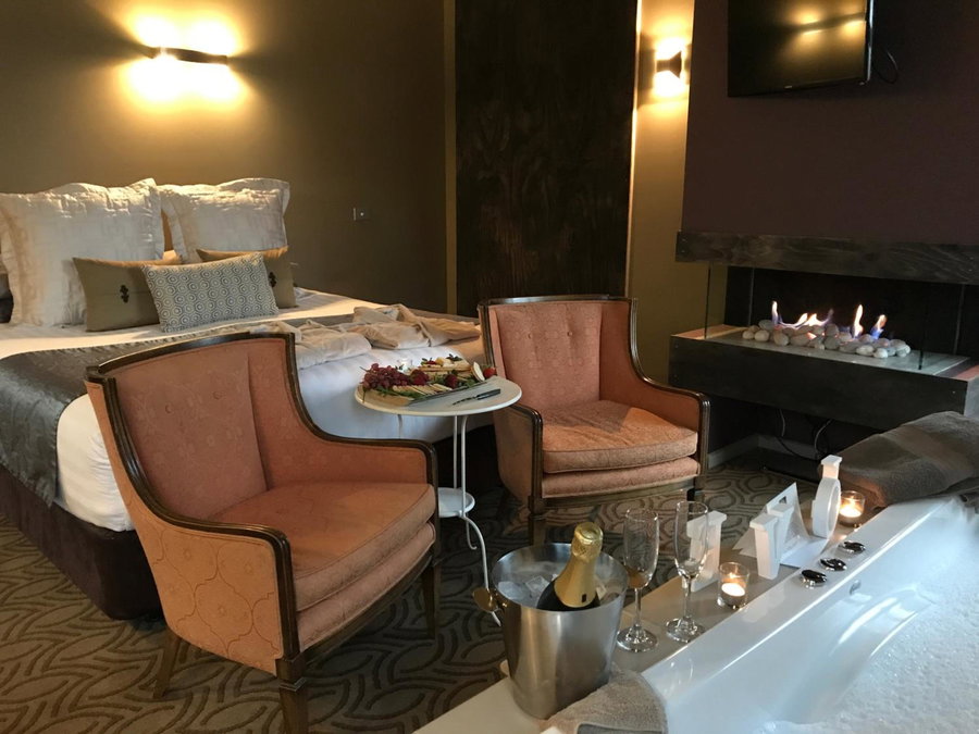 Spa Suites at RAVEN, Hepburn Springs, Australia
