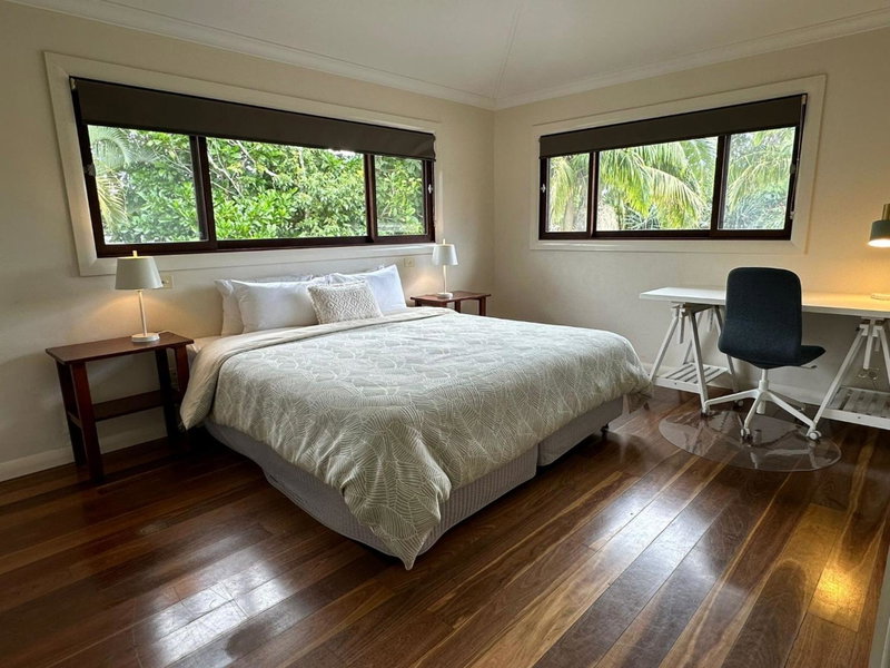Away Guesthouse- Away on Shirley Lane, Byron Bay, Australia
