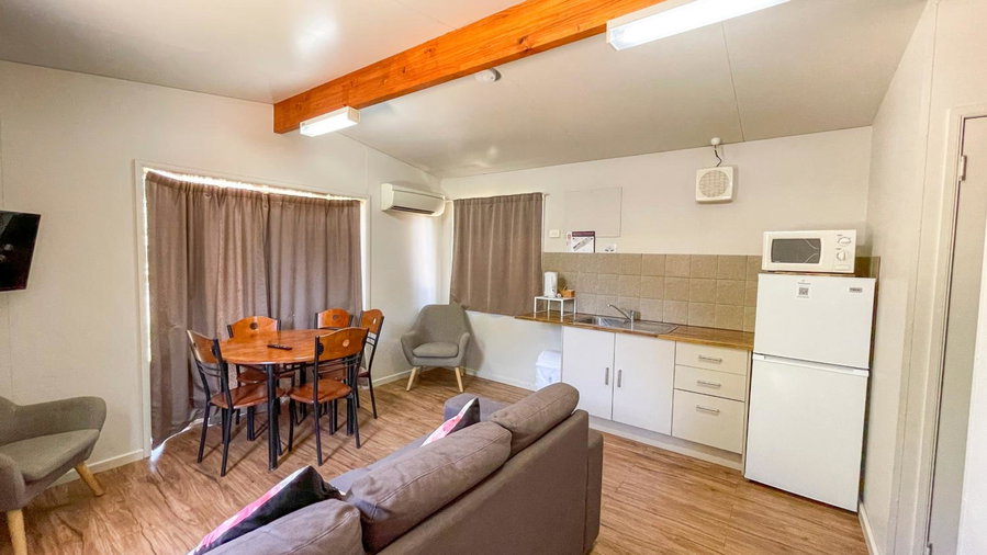 Capricorn Holiday Park, Carnarvon, Australia