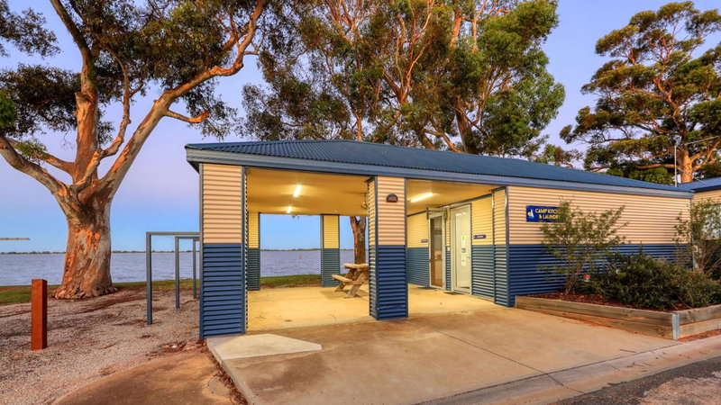 Lake Boga Caravan Park, Lake Boga, Australia