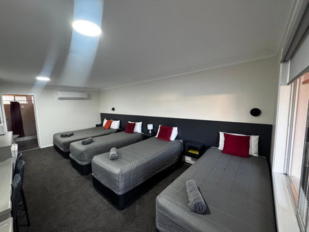 Altona Motel, Uralla, Australia
