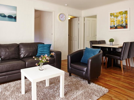 Willow Dene Holiday Apartments, Bright, Australia