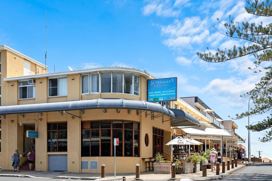 Seabreeze Beach Hotel, South West Rocks, Australia