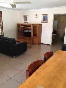 Travellers Rest Motel, Mundaring, Australia