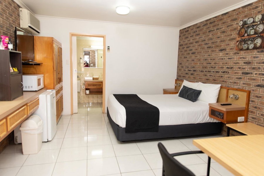 Lantern Motor Inn, Mackay, Australia