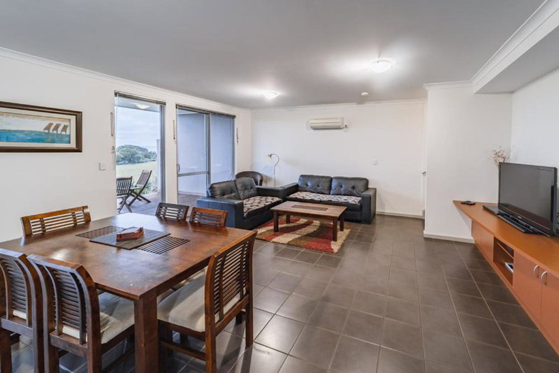 Cosy Corner Sea View Apartments, Torbay, Australia