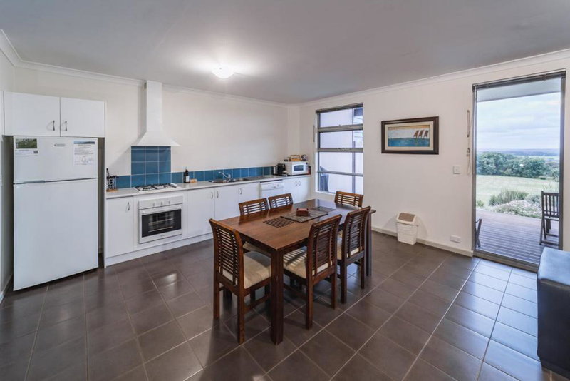 Cosy Corner Sea View Apartments, Torbay, Australia
