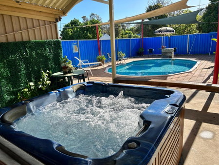 Acacia Rose Motor Inn, Barham, Australia