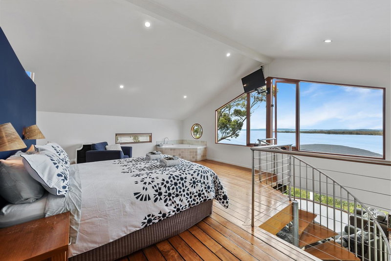 Wheelhouse Apartments, Strahan, Australia