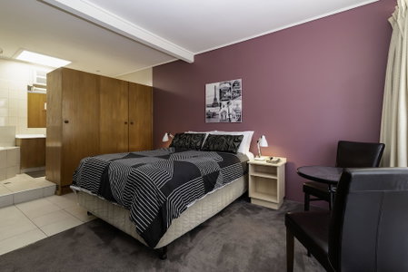 The Prince Mark Motor Inn, Doveton, Australia