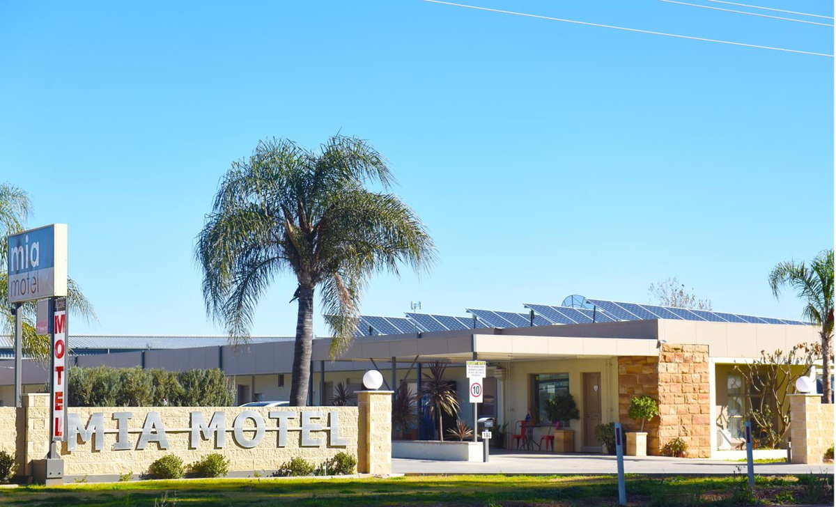 Mia Motel, Australie