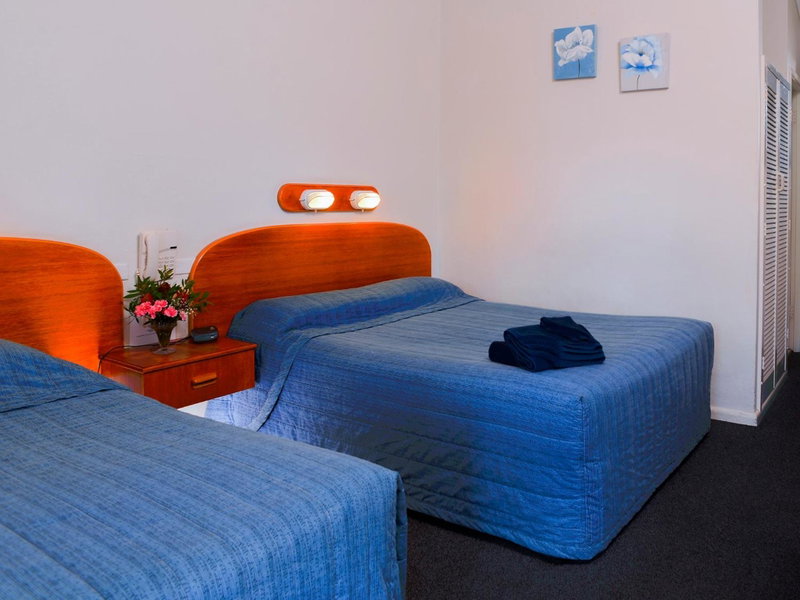 Rest Point Motor Inn, Glen Innes, Australia