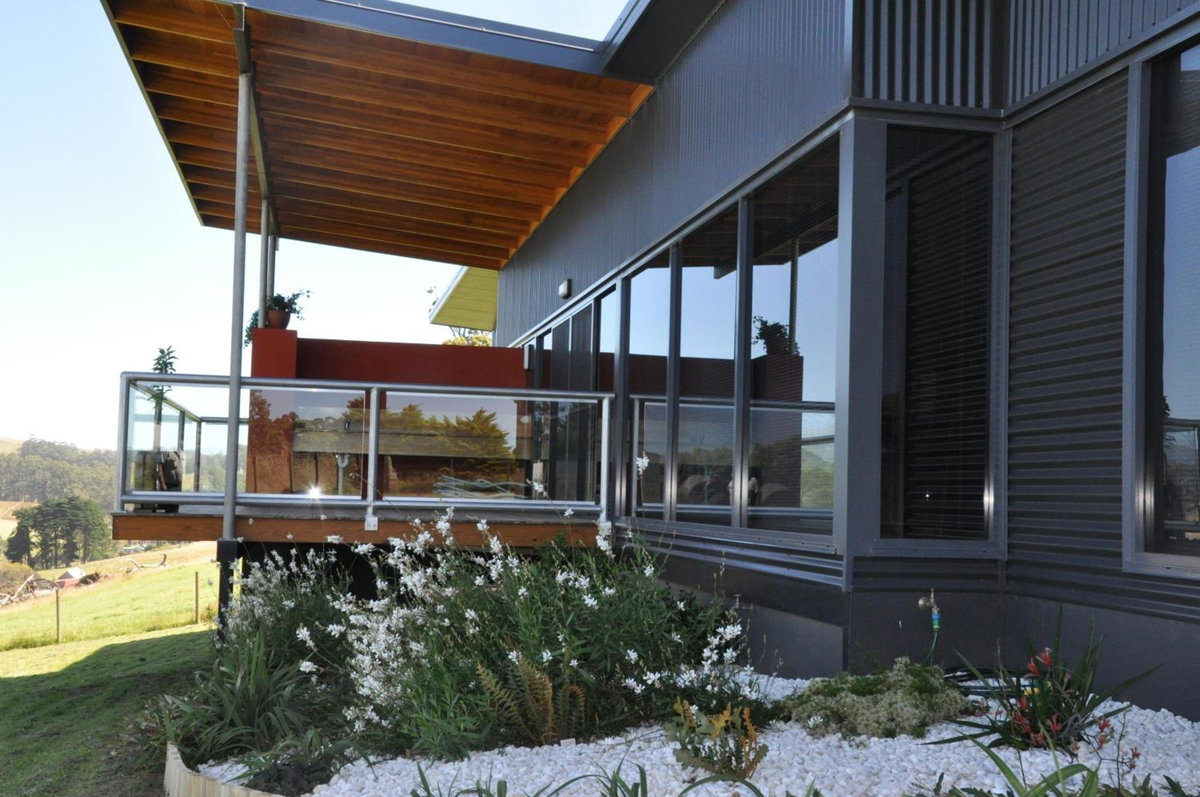 Hotel · Black Rock Retreat, Howth