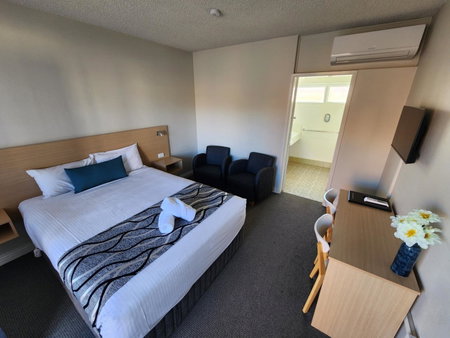 Country Gardens Motel, Coonabarabran, Australia