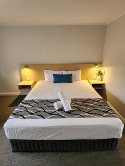 Country Gardens Motel, Coonabarabran, Australia