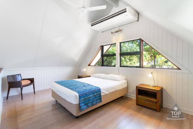 Cardwell Beachcomber Motel & Tourist Park, Cardwell, Australia