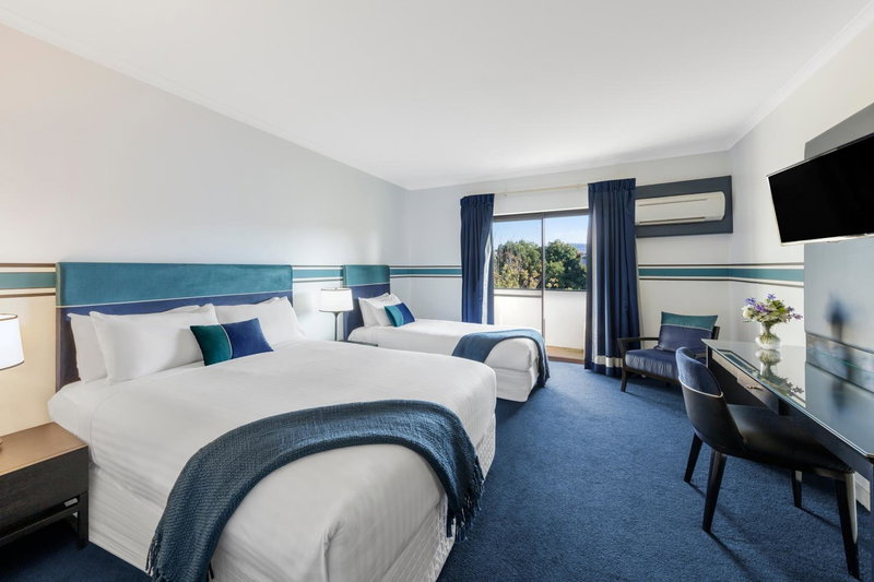 Ramada by Wyndham Diplomat Canberra, Canberra, Австралия