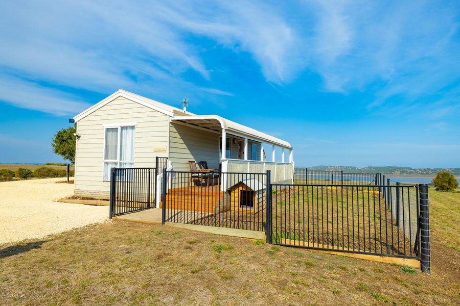 High View Family Cottages, Warrnambool, Australia