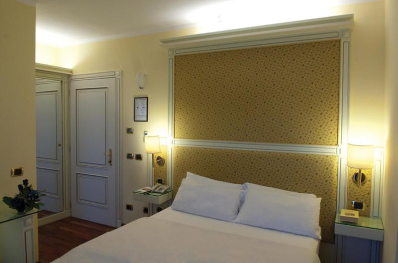 LVG Hotel Collection - La Bussola, Novara, Italy