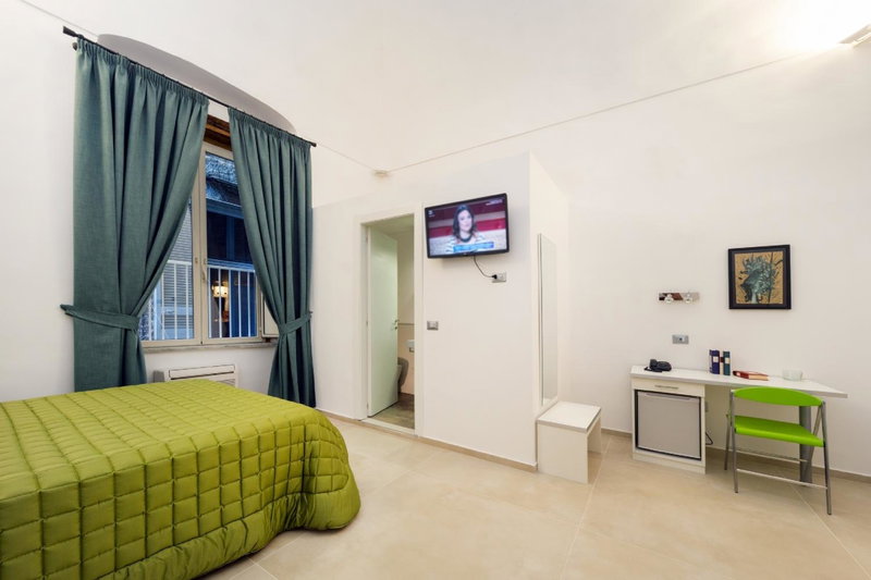Il Tesoro Smart Suite & SPA, Naples, Italia