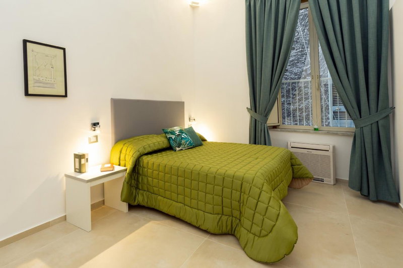 Il Tesoro Smart Suite & SPA, Naples, Italia