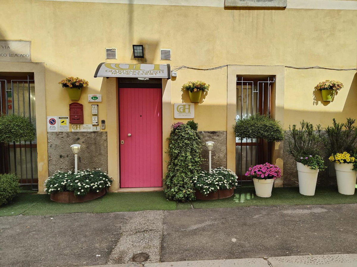 Giardino Giusti House & Court, Italien